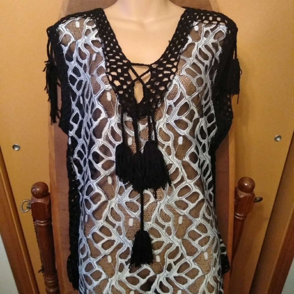 Red Queen fish net cover up